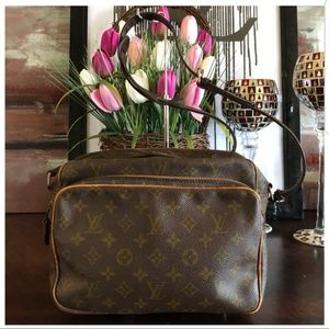 Louie vuitton Nile crossbody